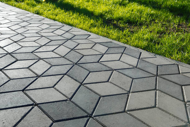Best Brick Driveway Pavers  in Diamondhead, MS
